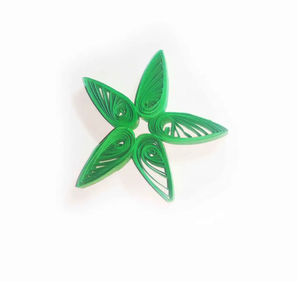 How to make paper quilling stars (easy craft)