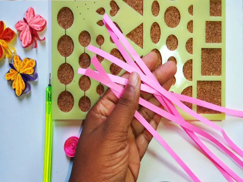 How to make paper quilling butterfly (step by step)