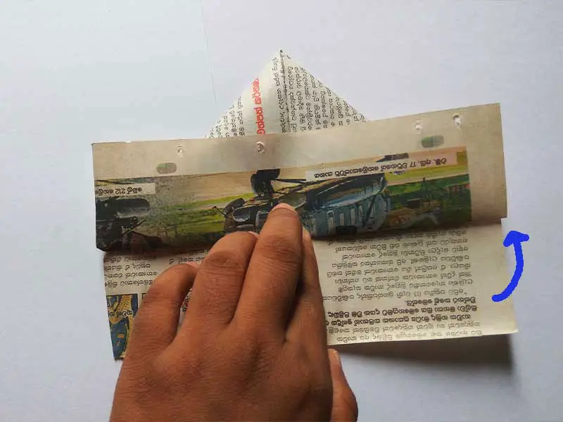 How to fold a newspaper boat (easy)