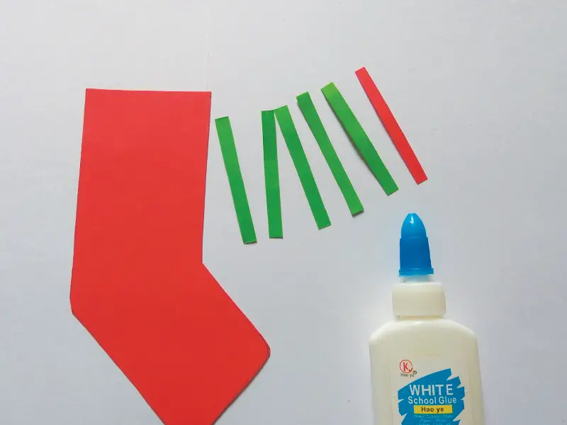 How to make paper Christmas stockings