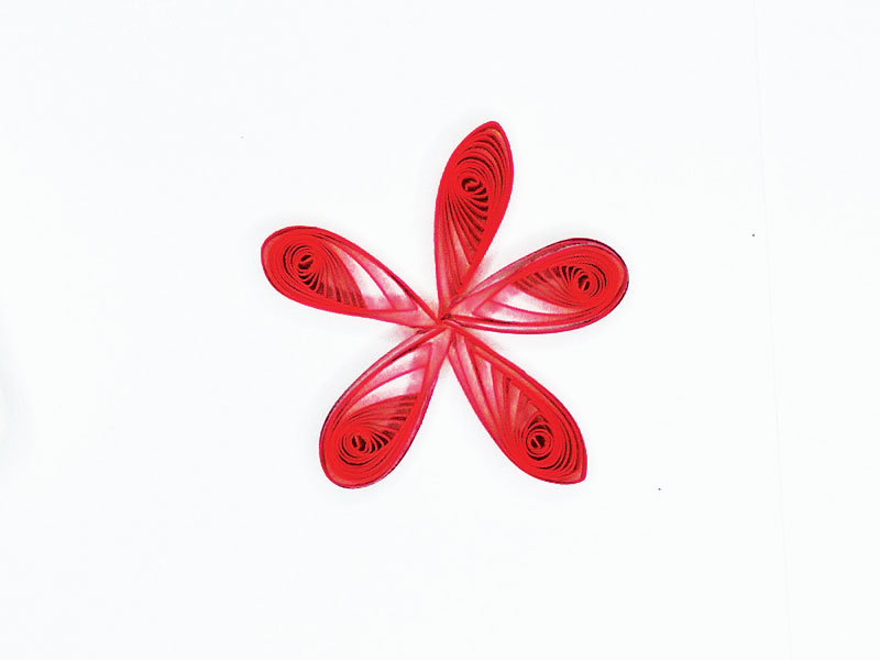 How to make quilling christmas ornaments