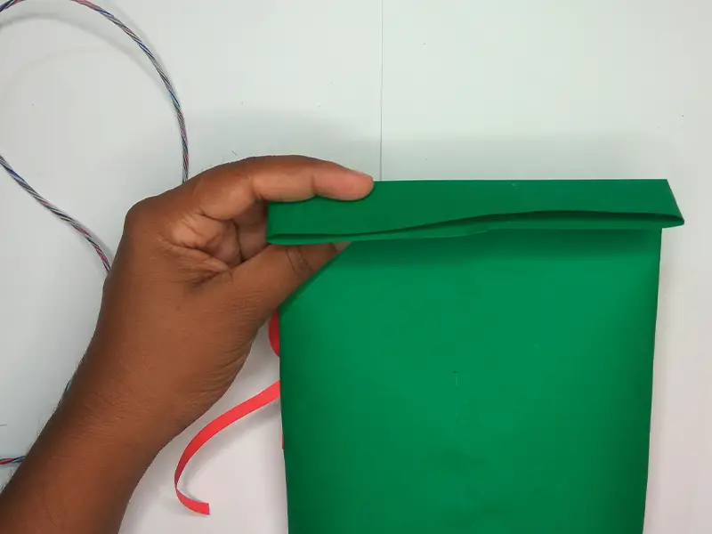 How to make a Christmas paper bag