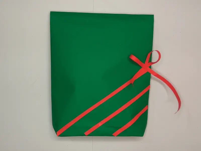 How to make a Christmas paper bag